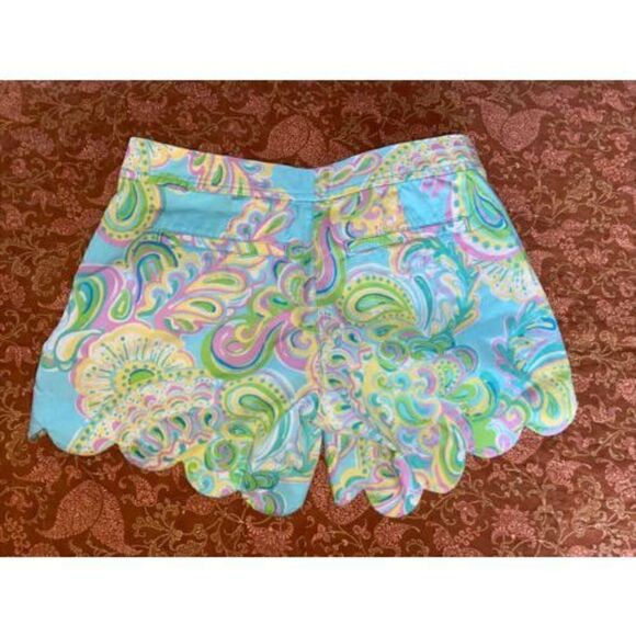 Lily Pulitzer Women’s Buttercup Scallop Shorts Beautiful Spring Floral Size 00 - Picture 5 of 6